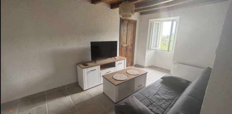 Photo 1 du bien Appartement type T2 meublé - rez-de-jardin