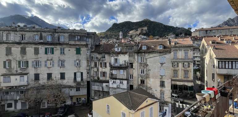 Photo 2 du bien GRAND APPARTEMENT T3 - CORTE CENTRE VILLE